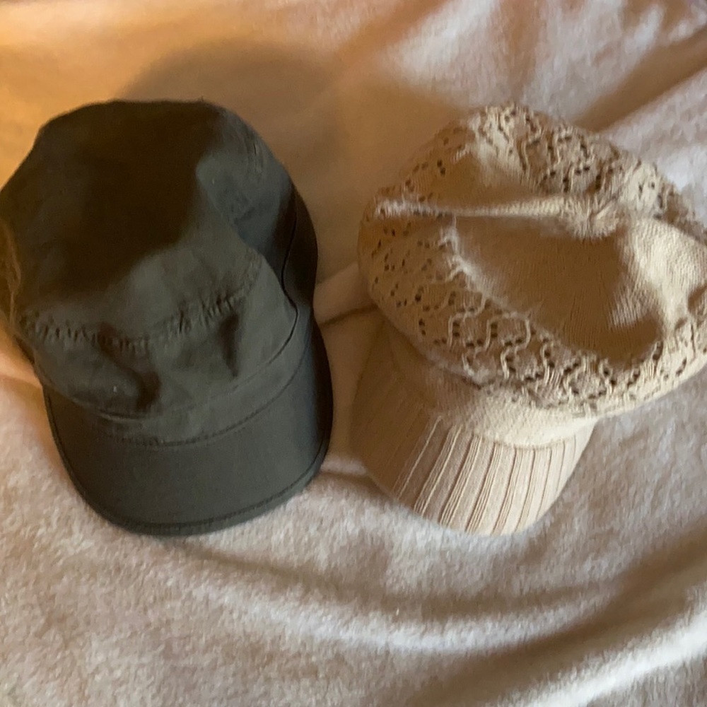 2 piece hat bundle
